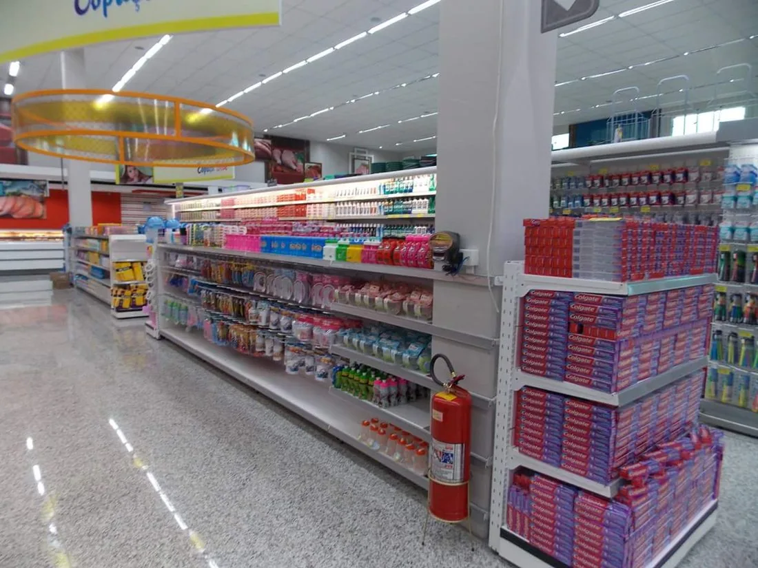 Supermercado movimentado &mdash; opera&ccedil;&atilde;o sob regime de Lucro Real
